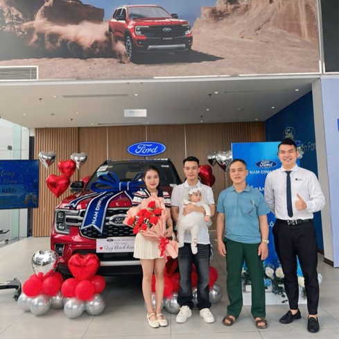 giao xe ford nam định 3